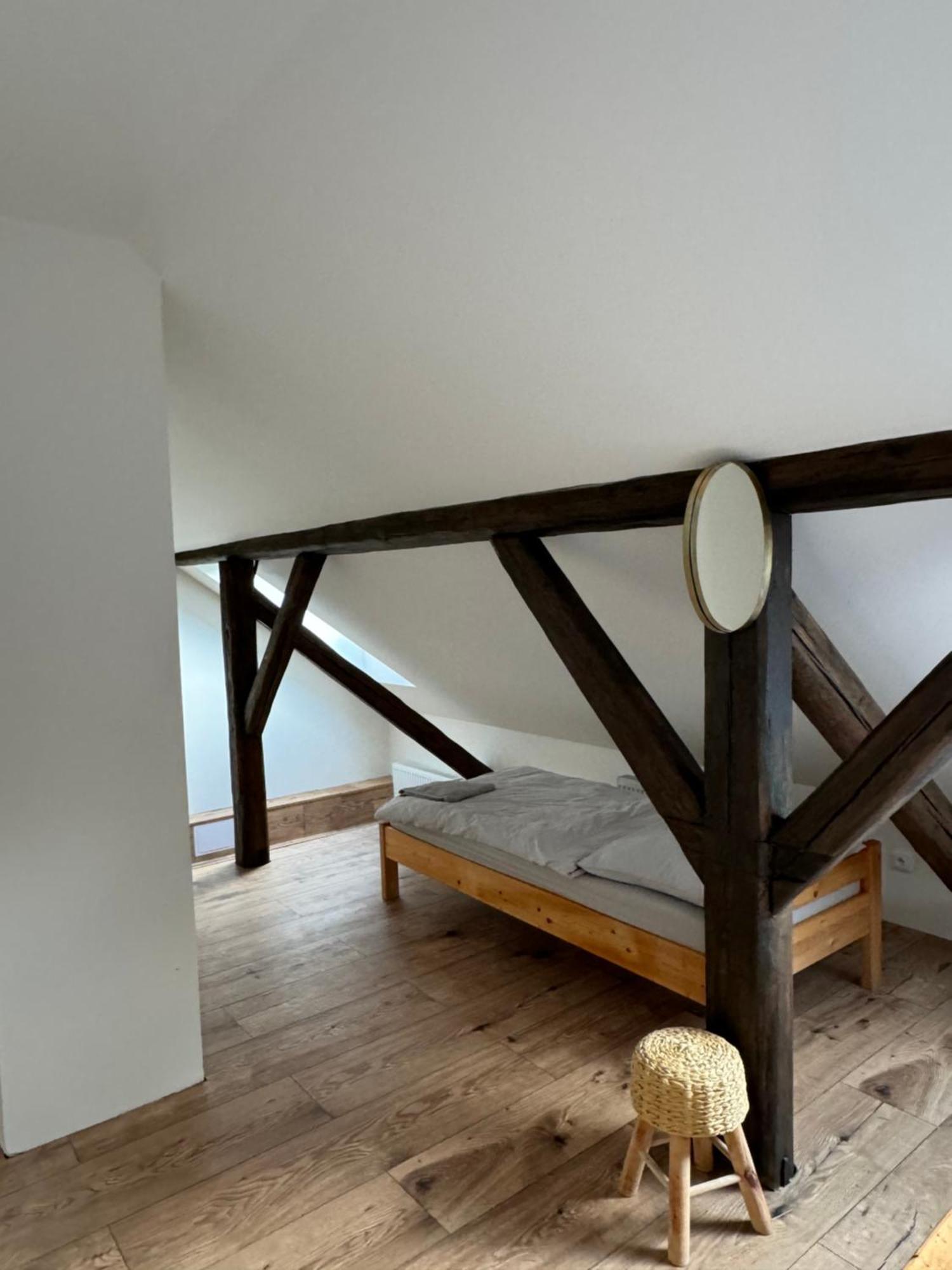 Aparthotel Tkalcovna U Zlateho Potoka Dobrany  Esterno foto